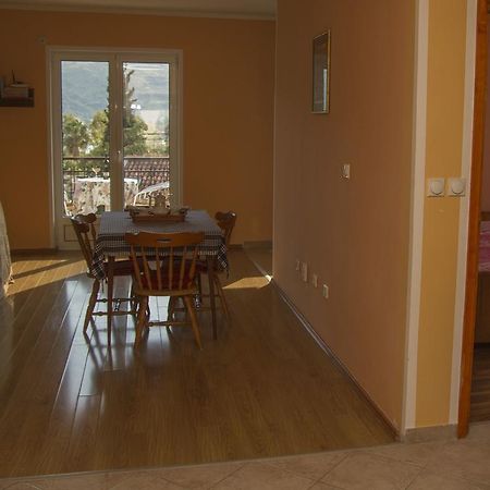 Apartments Gugolj M&M ヘルツェグ・ノヴィ エクステリア 写真