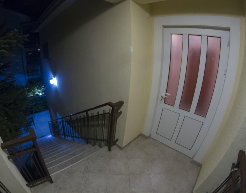 Apartments Gugolj M&M ヘルツェグ・ノヴィ エクステリア 写真